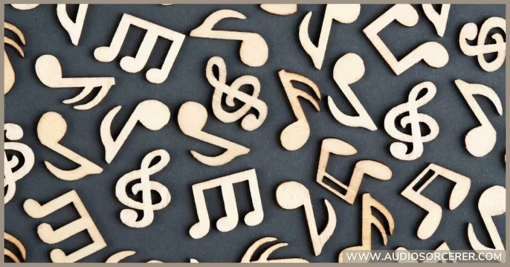 Different types of notes and G clefs.